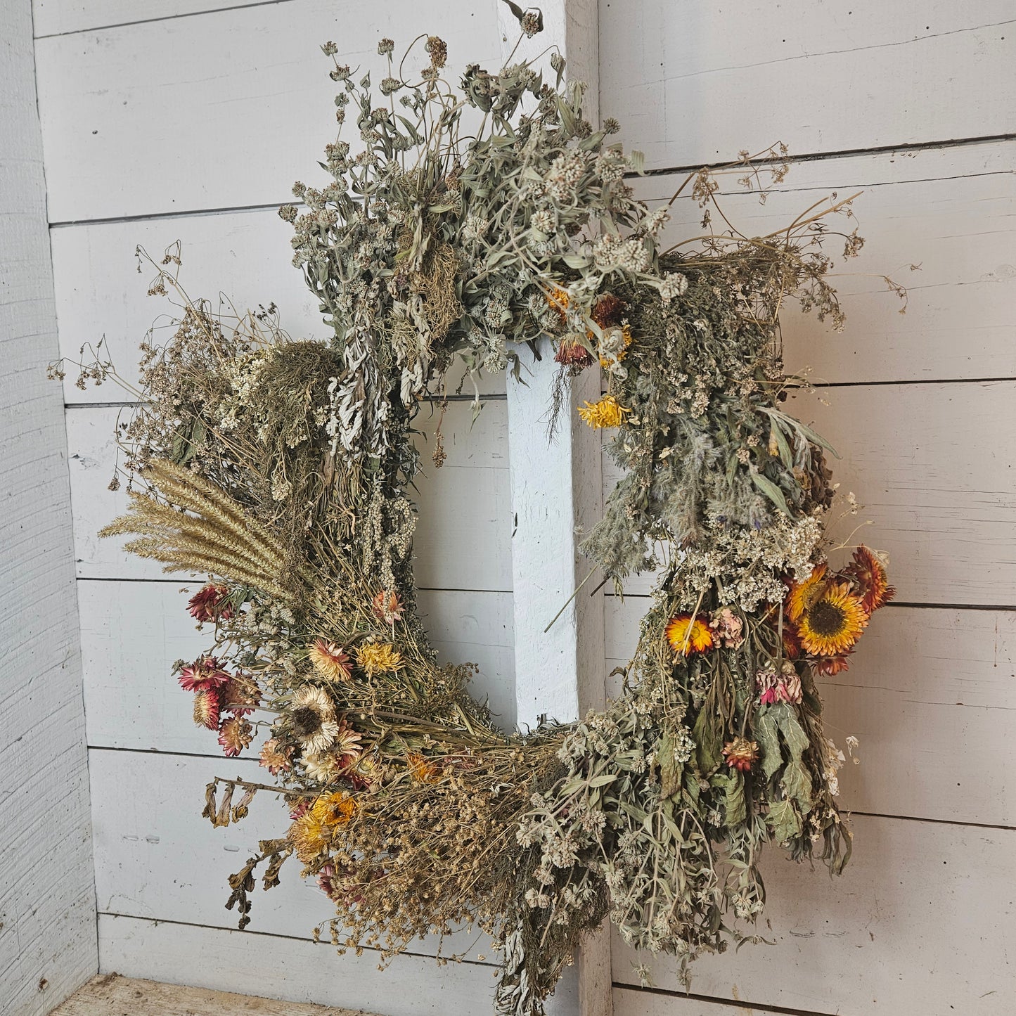 "DRUID" Handmade Wreath - 12-16inches - Dried Flowers